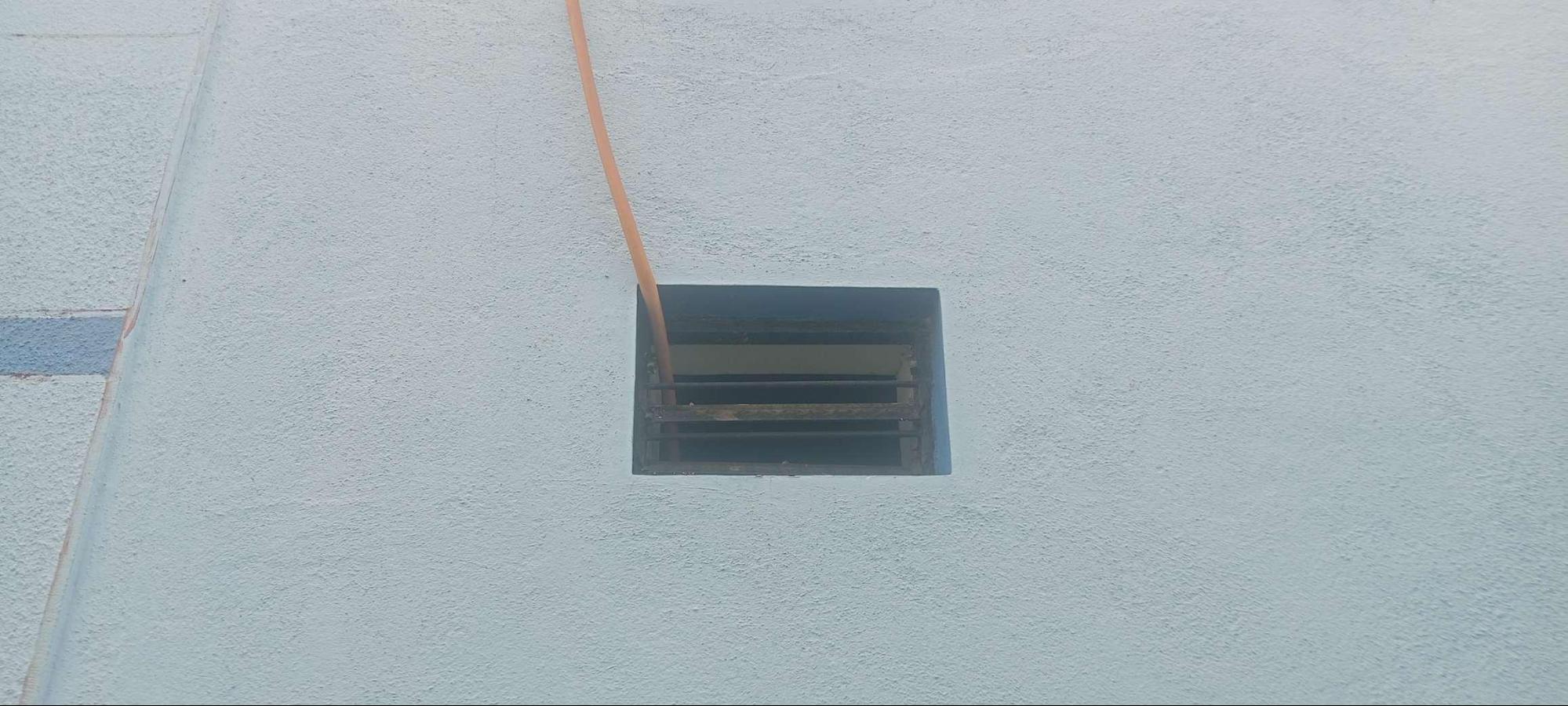 Exterior view of the clerestory window, showing its high placement for airflow. (Source: CKA Archives)