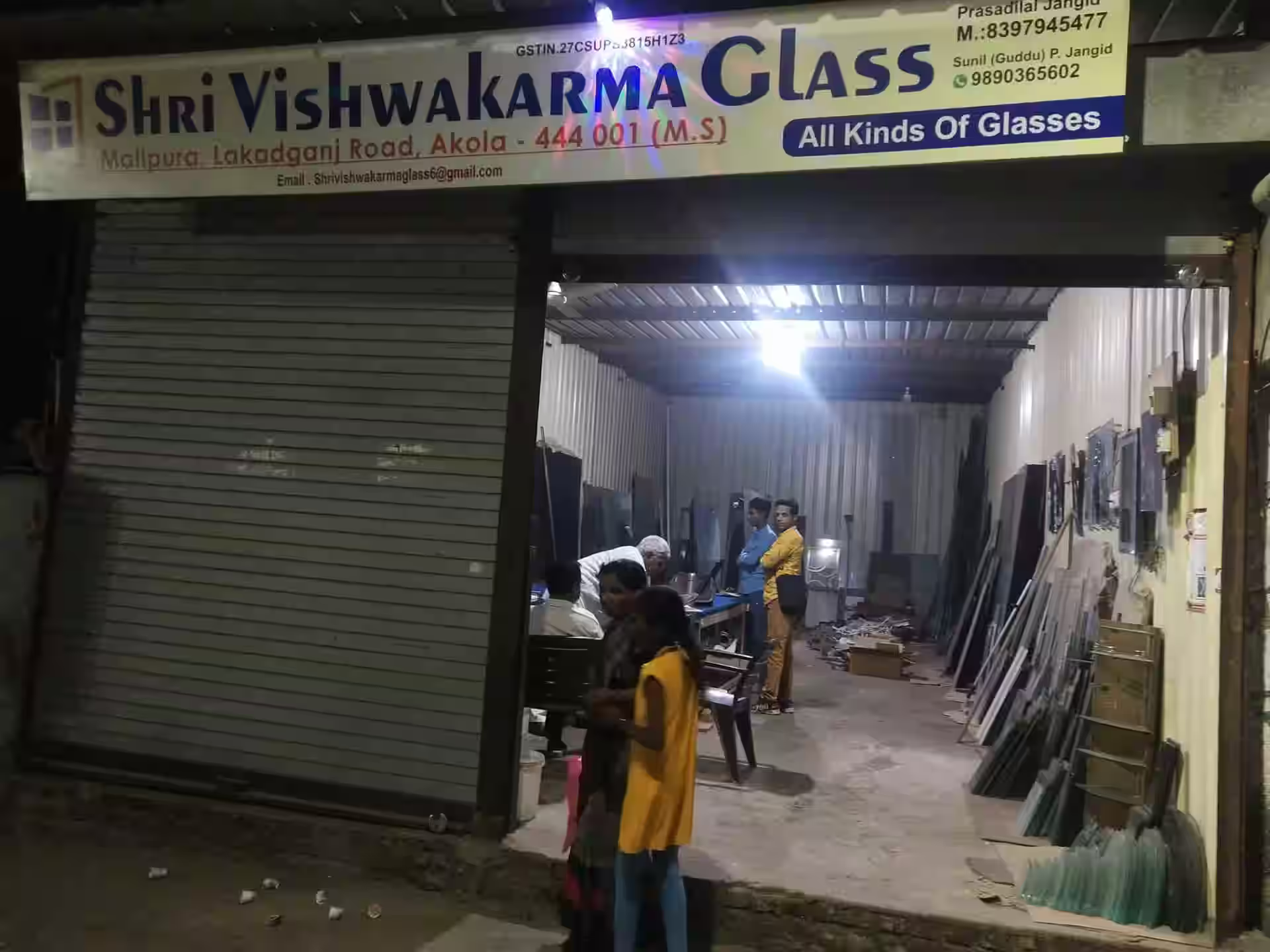 Shri Vishwakarma Glass in Tilak Road, Akola[4]