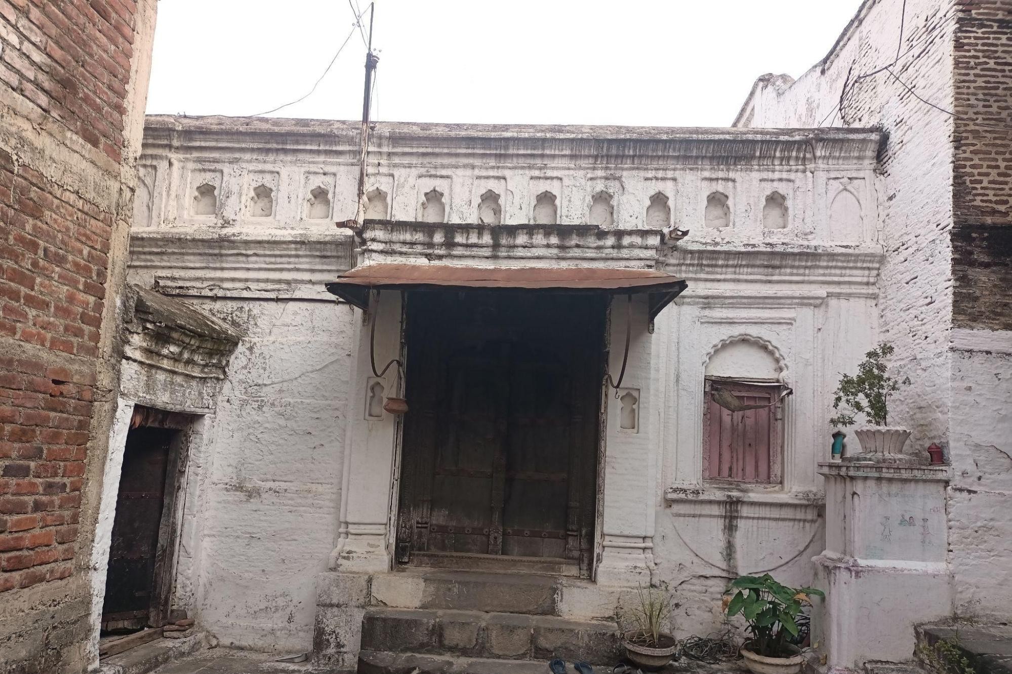 The exterior features a neutral color palette. (Source: CKA Archives)