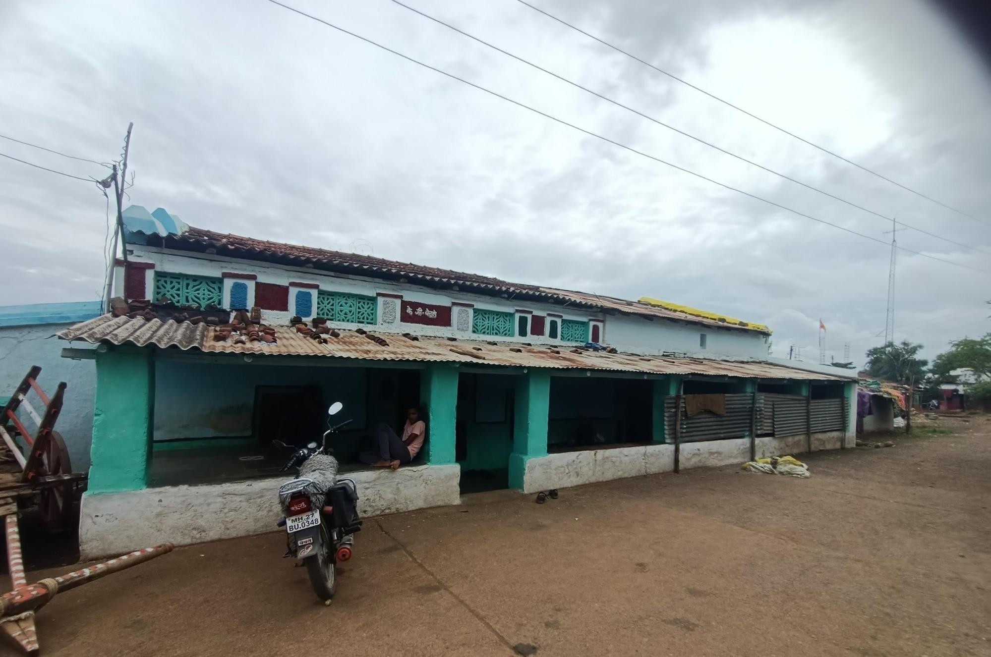 The house nestled in the midst of the streets of Wastapur Village. (Source: CKA Archives)