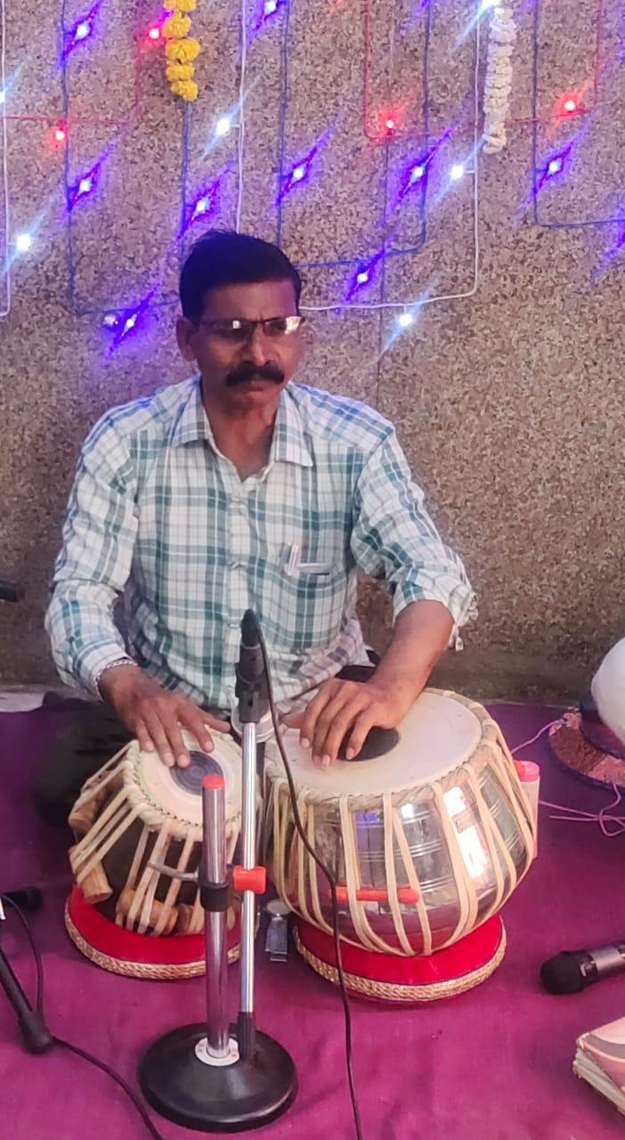 Raju Nanoti, a talented tabla player with a flair for intricate rhythm patterns.(Source: CKA Archives)