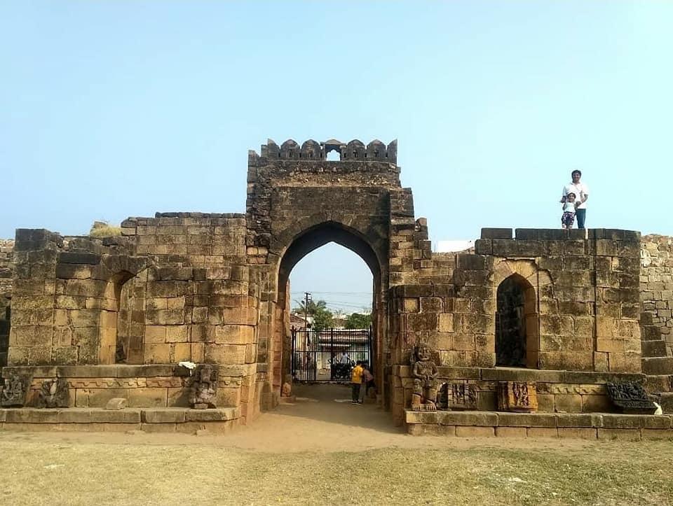 The ruins of the Bhadravati fort, Chandrapur