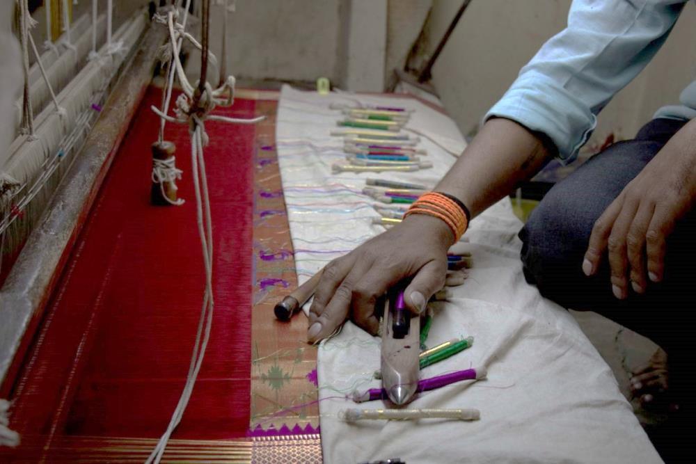 A Paithani sari being weaved.[9]