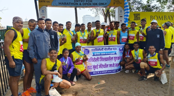Priyanka Oksa during the Tata Mumbai Marathon(In Blue Trousers-left)  (Source: CKA Archives).