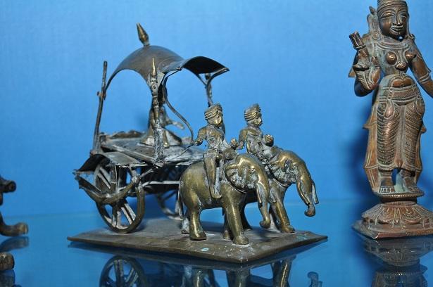 Artifacts at the Khandesh Archives and Museum Centre of Jalgaon.[5]