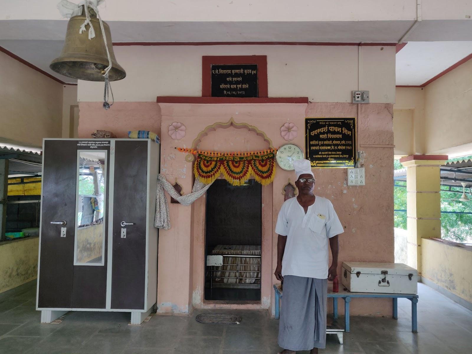 Entrance of the garbhagriha of the Mandir, painted a pastel pink shade. (Source: CKA Archives)