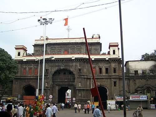 Bhavani Mandap features thick stone walls, arched openings, and fine carvings that reflect traditional architectural practices of its time.[10]