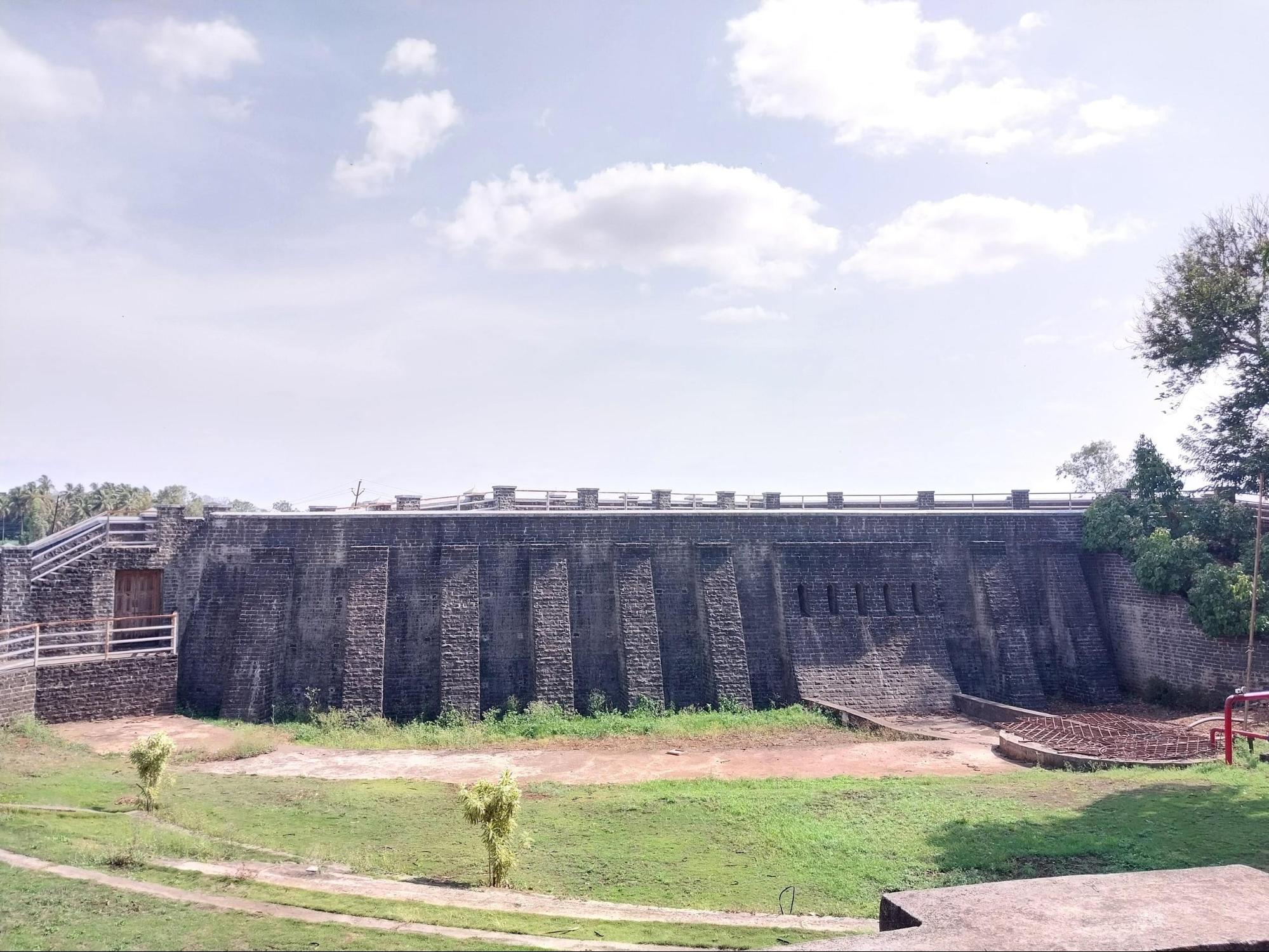 A small replica of the Radhanagari Dam, built by Chh. Shahu Maharaj, as part of the museum’s collection.(Source: CKA Archives)