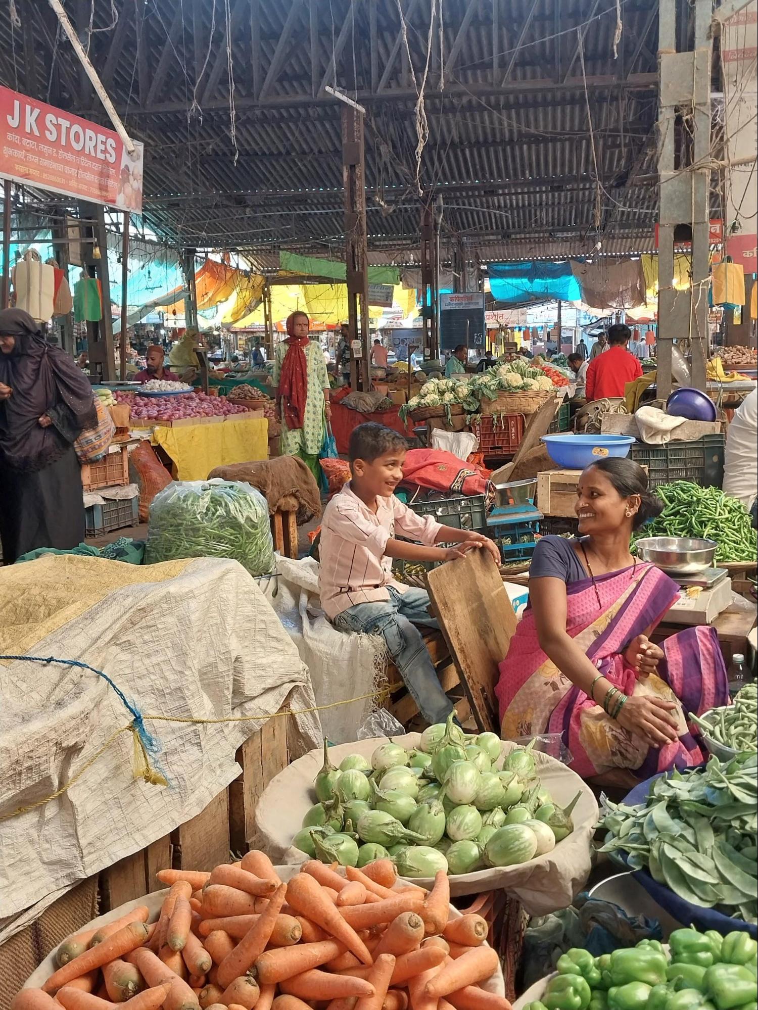 Vendors at Kapil-Tirth Market selling fresh vegetables, a regular shopping spot for residents of nearby areas  (Source: CKA Archives).