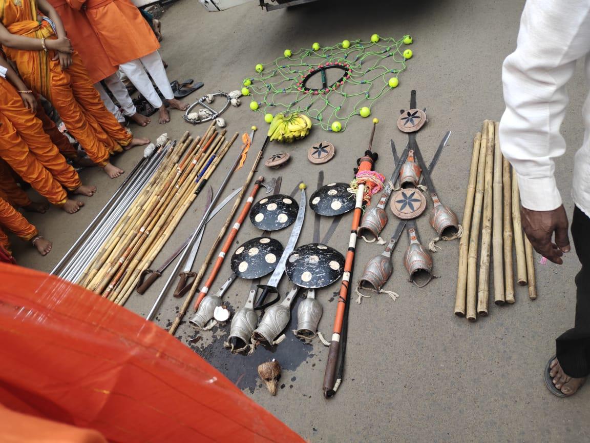 Weaponry used during the game(Source: CKA Archives)