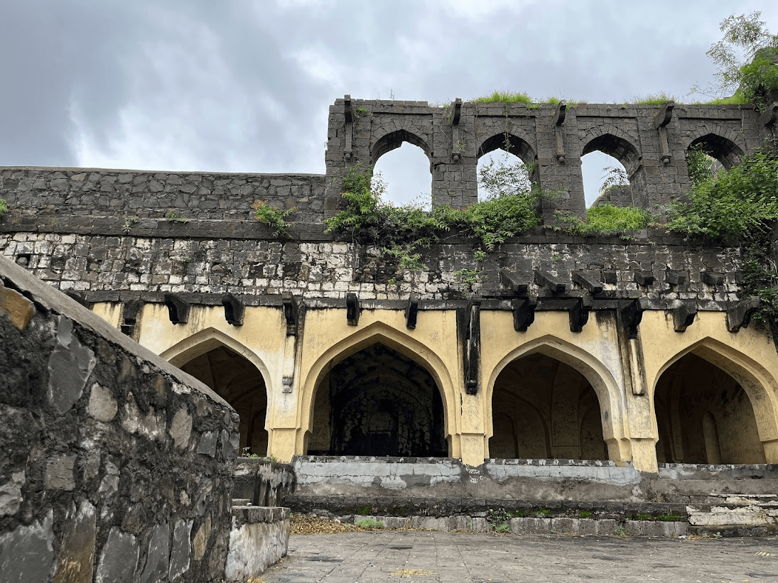 View of Udgir Fort, located in Latur district. Originally believed to have been built during the Chalukya period, the fort was later expanded under Bahmani and Barid Shahi rule. (Source: CKA Archives)