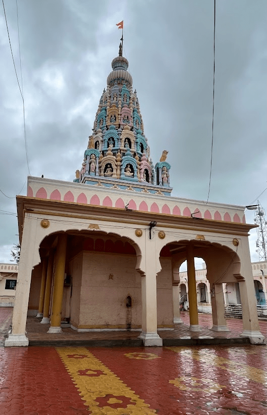 Exterior view of Renuka Devi Mandir, Latur.The site is named as the origin point for the surrounding locality. (Source: CKA Archives)