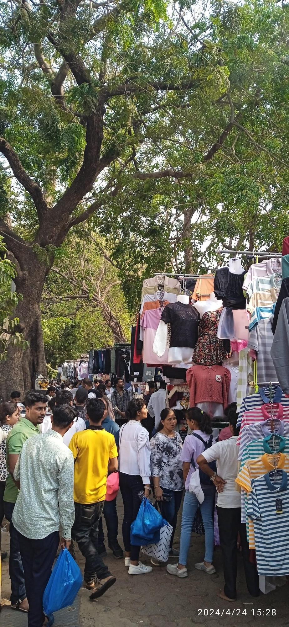 A shop in Kumbhar Galli displaying a wide range of earthenware and terracotta items, from pots to decorative pieces(Source: CKA Archives).