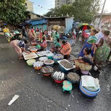 Women selling fresh seafood at Sassoon Dock, Mumbai’s busiest fish market and a vital source for the city’s seafood supply(Source: CKA Archives).