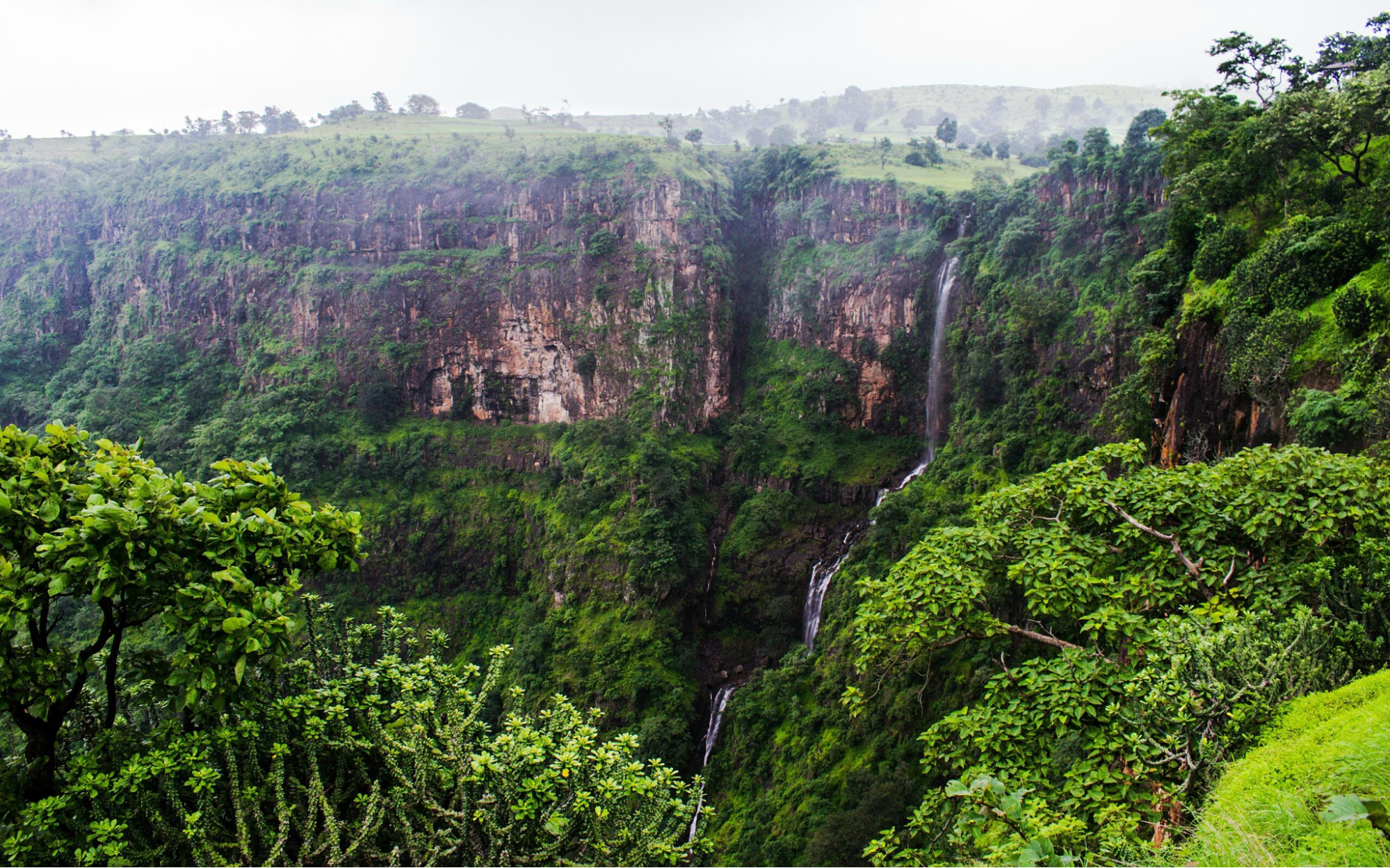 A scenic view of Toranmal, Nandurbar district, known for its lush landscapes and spiritual significance, including the Toran Devi Mandir.[7]