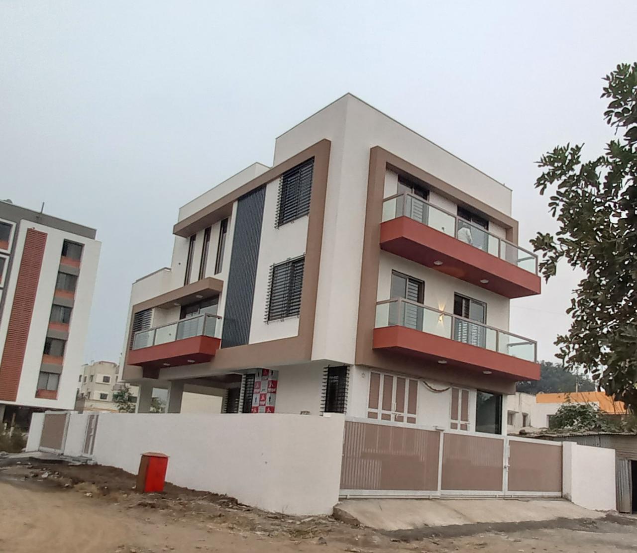 Front view of the residence. (Source: CKA Archives)