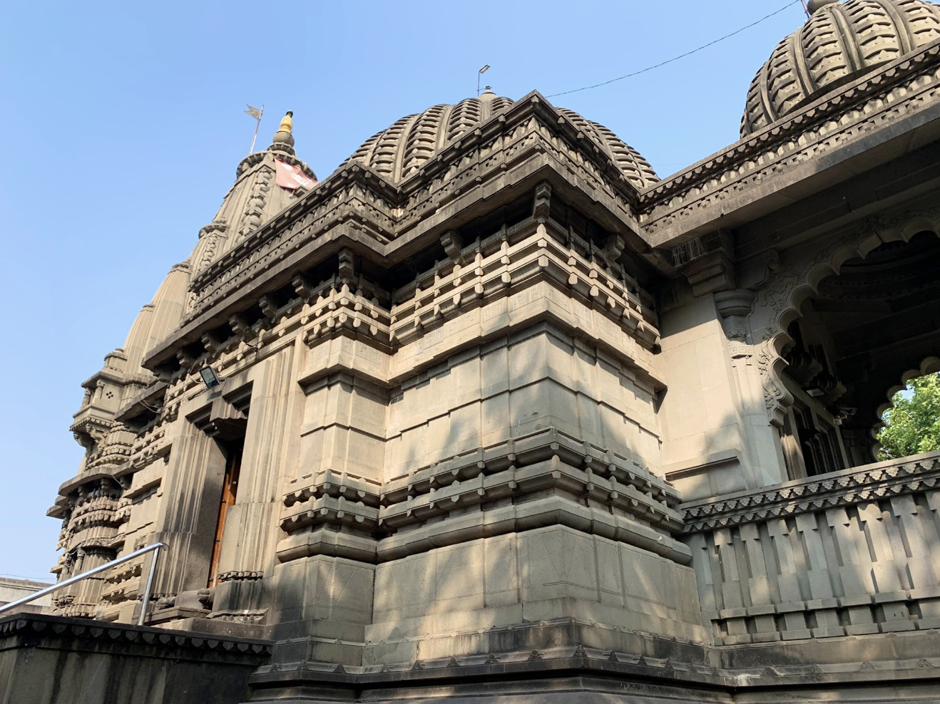Kalaram Mandir, located in Panchavati (Nashik district) is an 18th-century Mandir known for its black stone murtis of Ram, Sita, and Laxman.