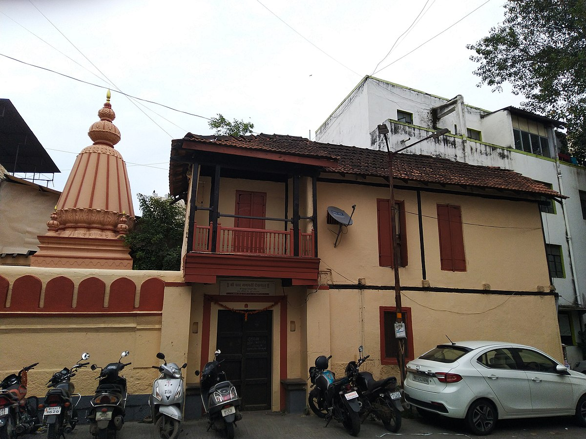 Street View of the Gupchup Ganpati Mandir, Shaniwar Peth, Pune.[18]