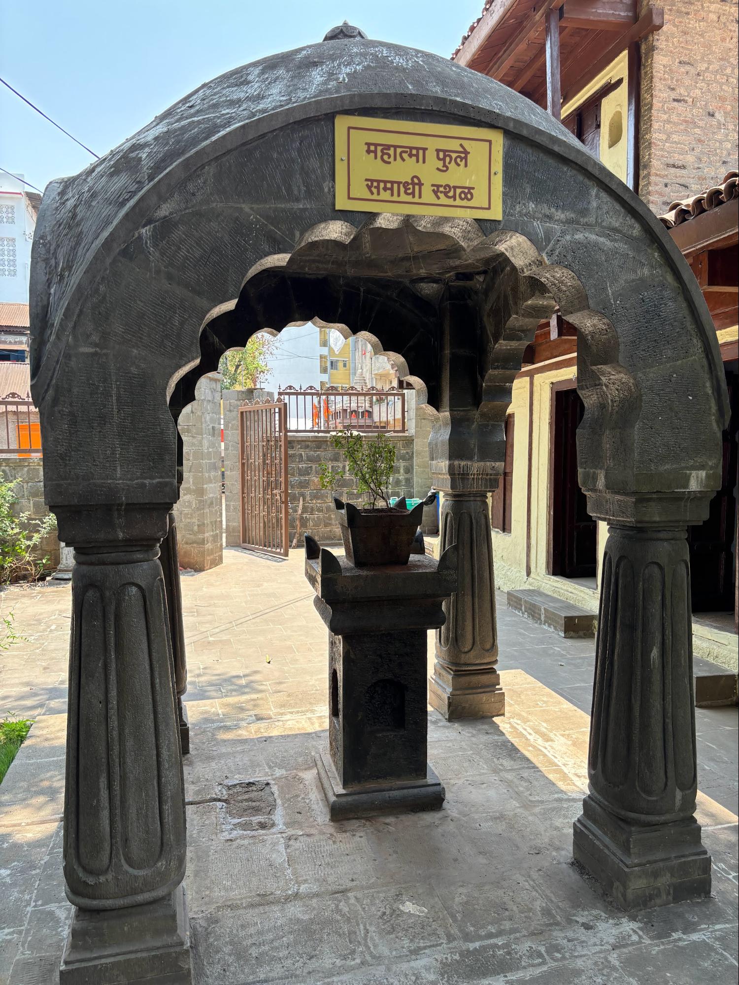 The ashes of Mahatma Phule were placed on this site which is now his samadhi. Savitribai placed a Tulsi plant here. (Source: CKA Archives)
