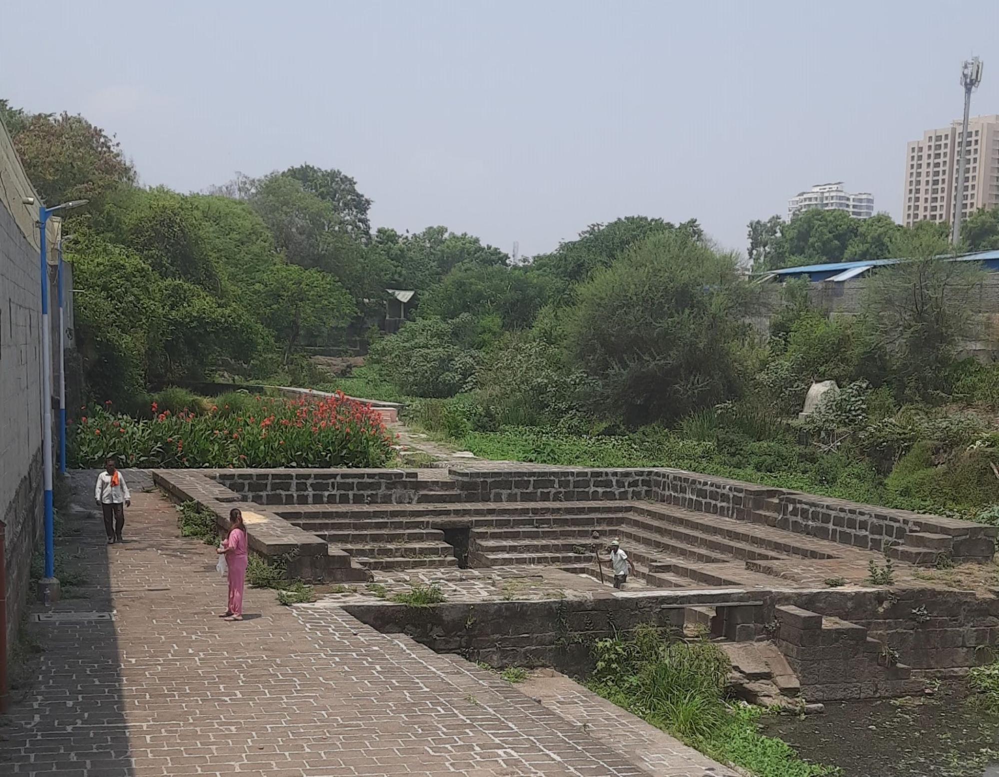 The ‘chakra tirth’ behind the Mandir complex. (Source: CKA Archives)