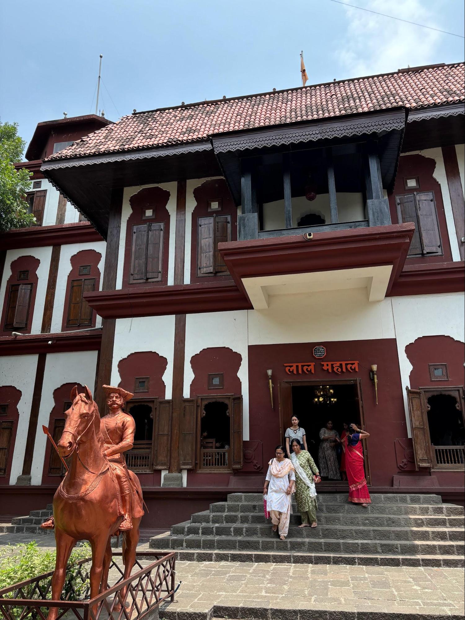 The wooden panels of Lal Mahal. (Source: CKA Archives)