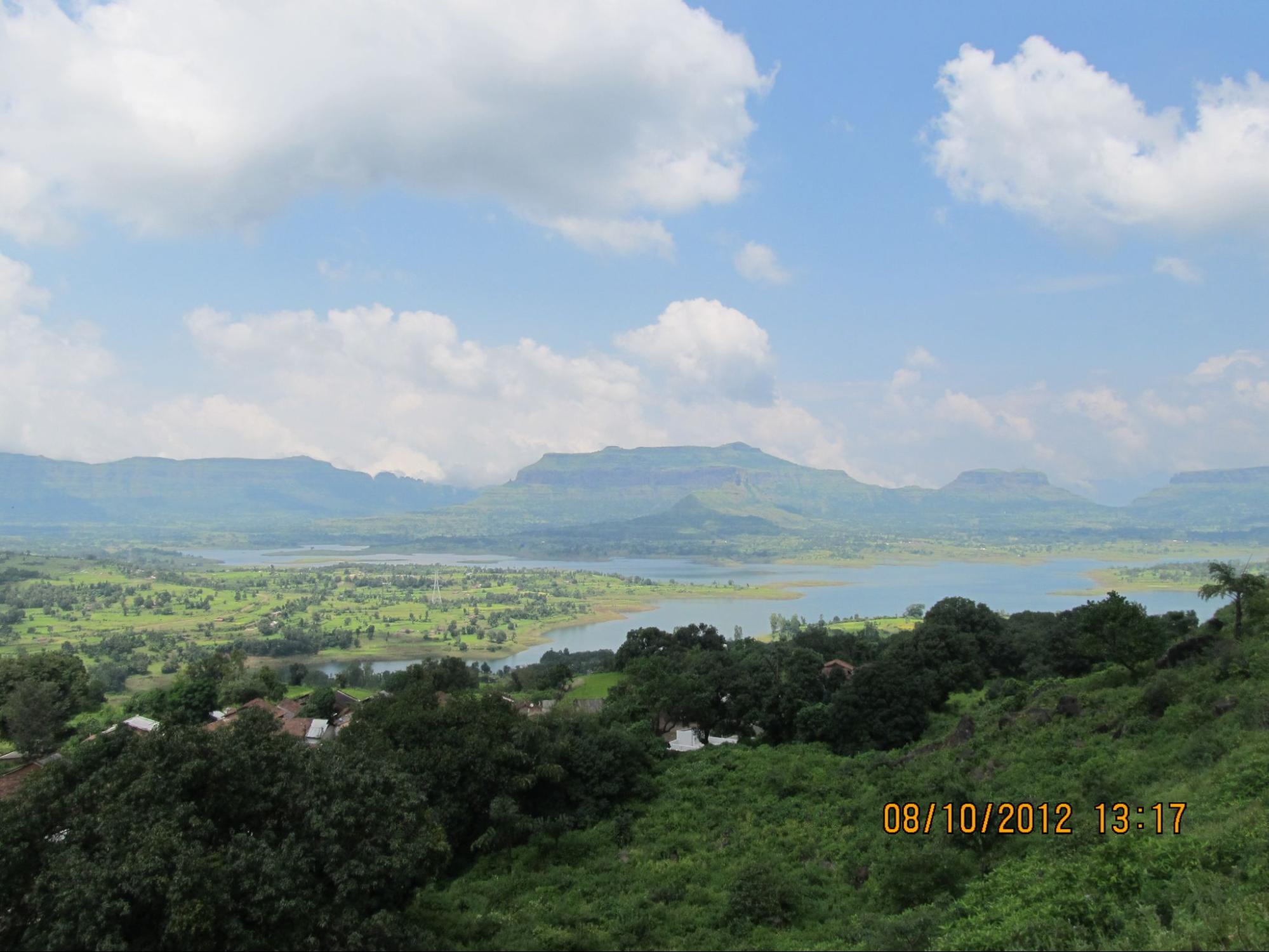 View from Chavand Fort overlooking the surrounding landscape and the Manikdoh Dam or the Kukadi River below. (Source: CKA Archives)