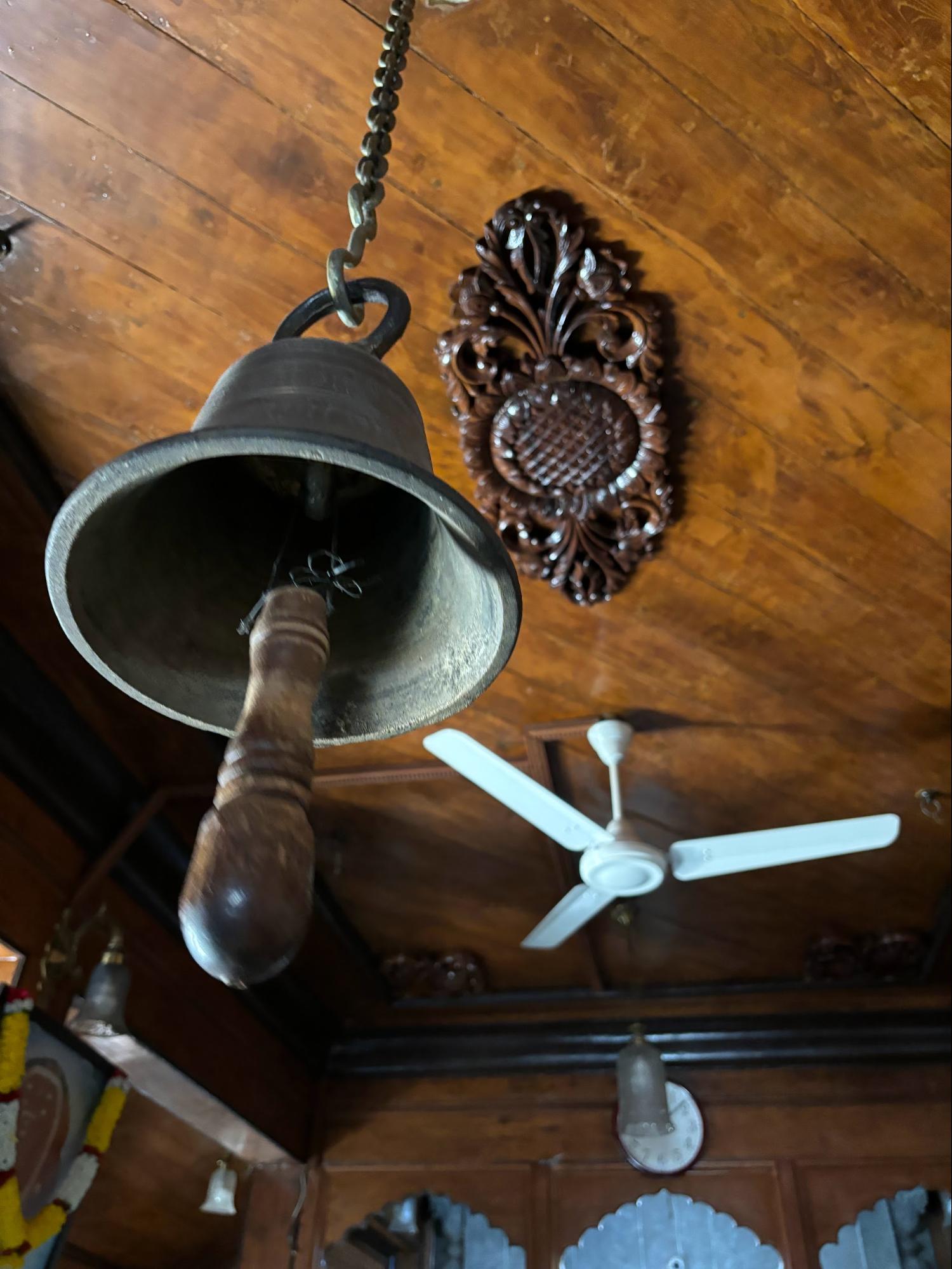 Woodwork can even be seen in the bell of Gundacha Ganpati Mandir. Its clapper is made of wood, which is different from the usual copper and tin bells found in mandirs. (Source: CKA Archives)