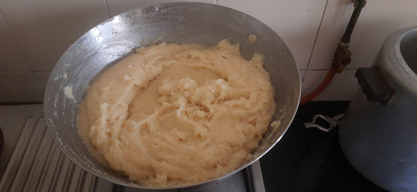 Typical sheera prasad being prepared. (Source: CKA Archives)
