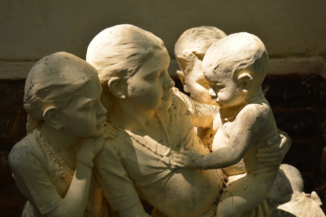 A sculpture displayed at Karmarkar Museum, Sasawane, Raigad district.[1]