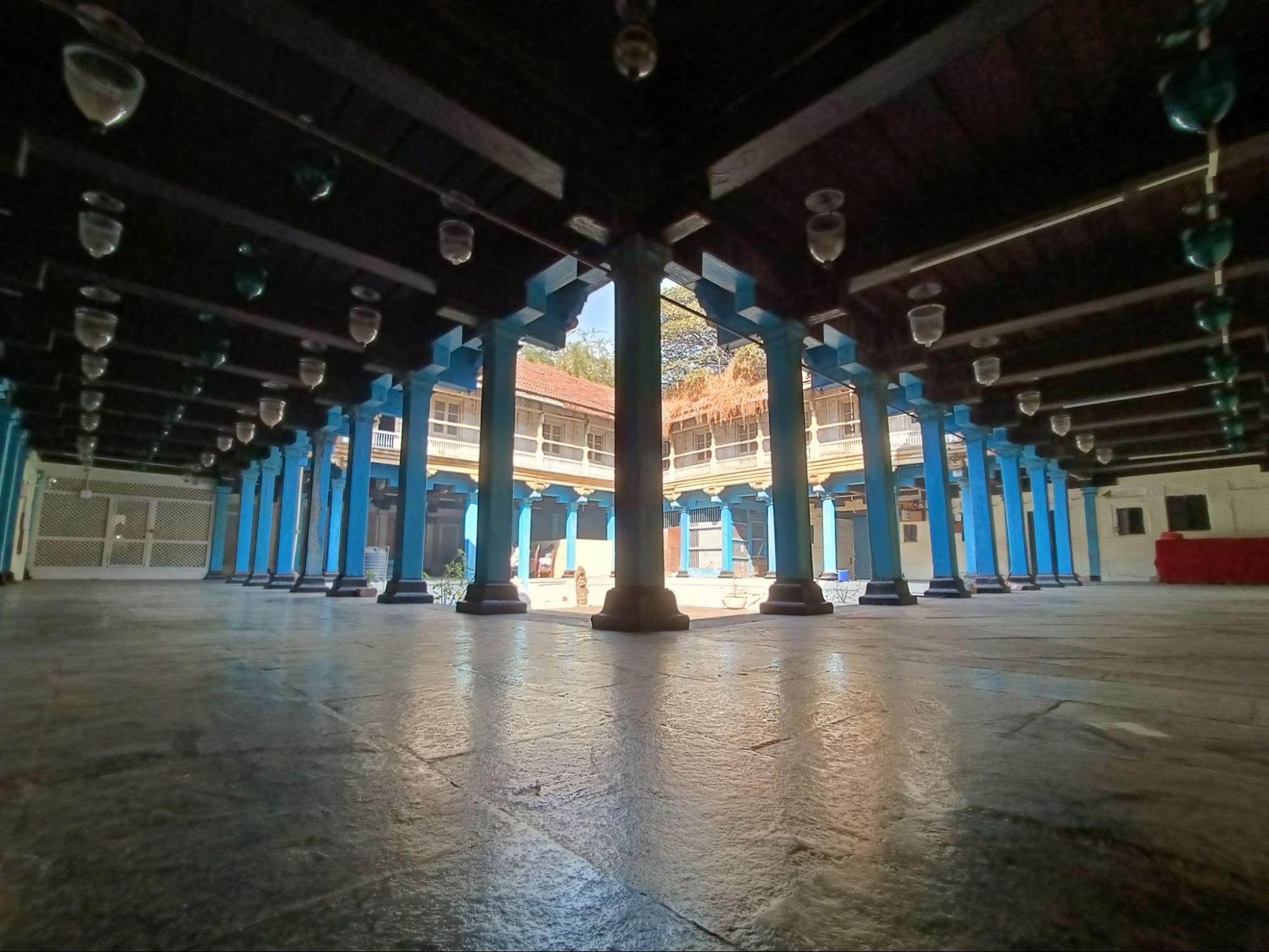 The Wada has a beautiful timber framework and many joinery details which can be seen at the upper sections of the wooden columns. These are features typical of Wada architecture yet so distinctly interpreted. (Source: CKA Archives)