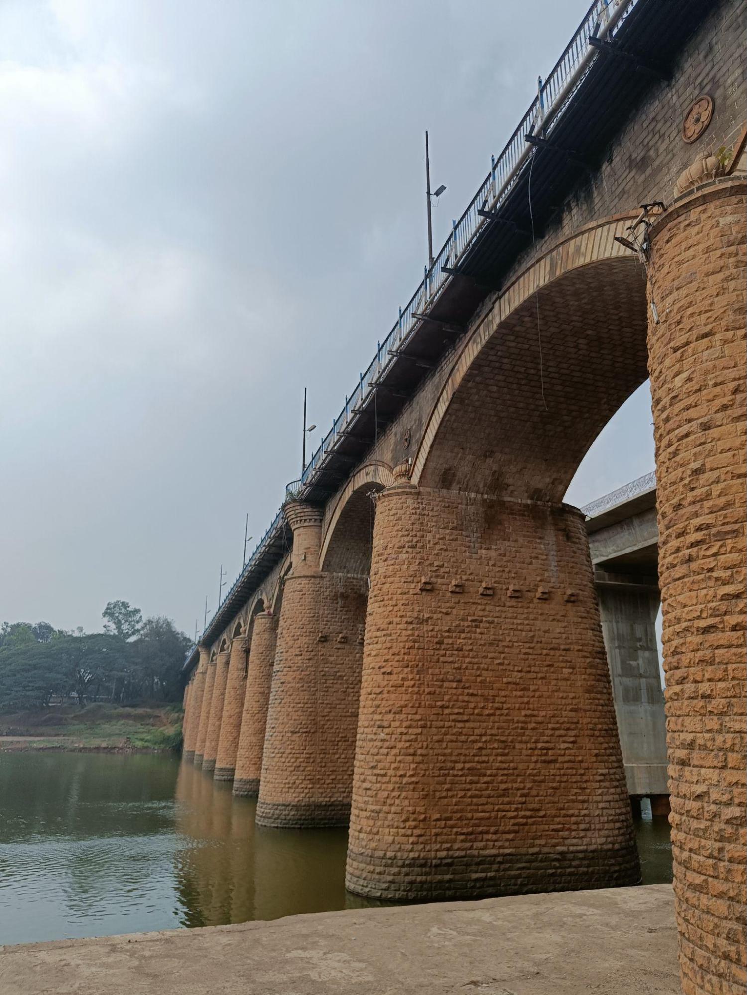 Architectural detail on Irwin Bridge which was built using brick masonry and features floral detailing along certain portions, reflecting the design aesthetics of the time.(Source: CKA Archives)