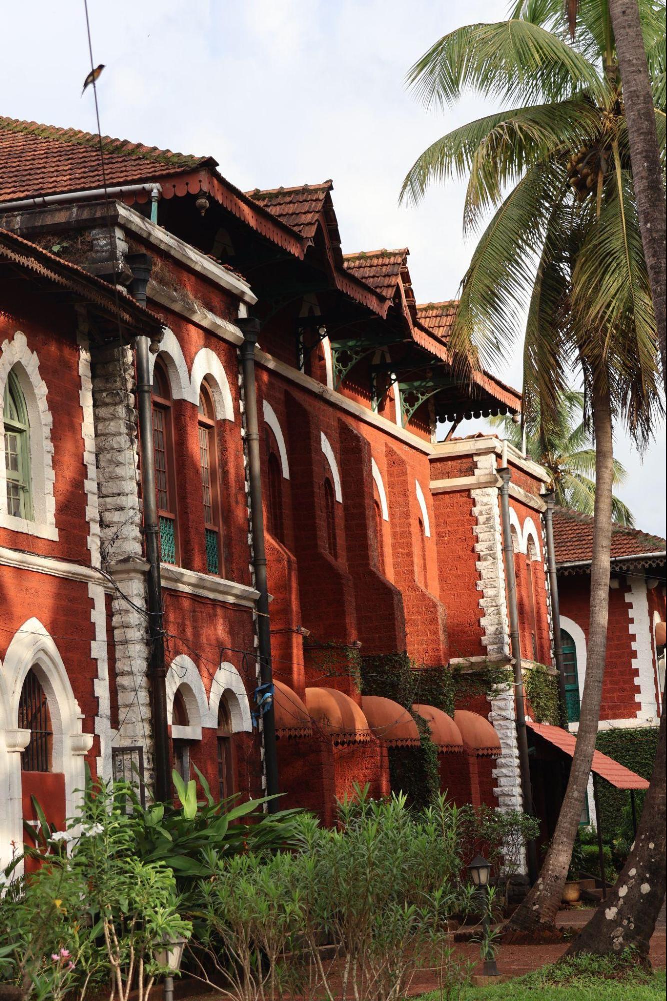 Side view of the sloped roof. The roof’s angled design efficiently handles monsoon rains, with wide eaves offering shade and protection. (Source: CKA Archives)