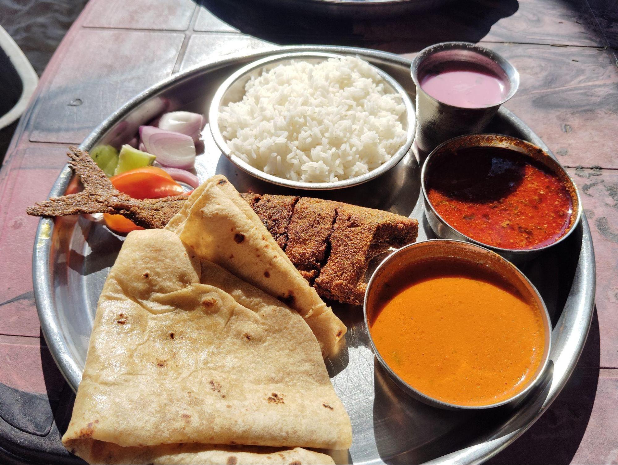 Bangda (Indian mackerel) thali, a common delicacy in the district. (Source: CKA Archives)