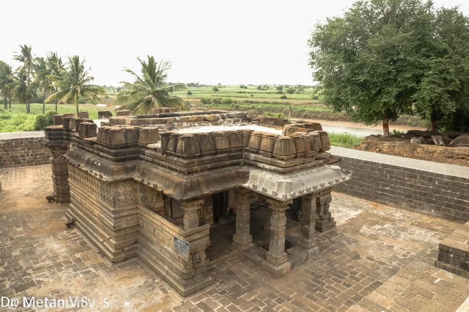 The Harihareshwar Mandir complex at Kudal Hattarsang village. (Source: CKA Archives)