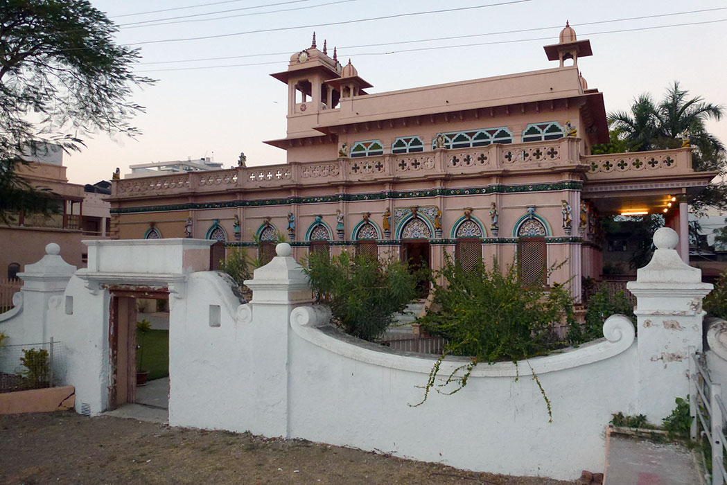 Laxminarayan Mandir in Wardha, known for its early role in caste reform and continued links to Gandhian philosophy.