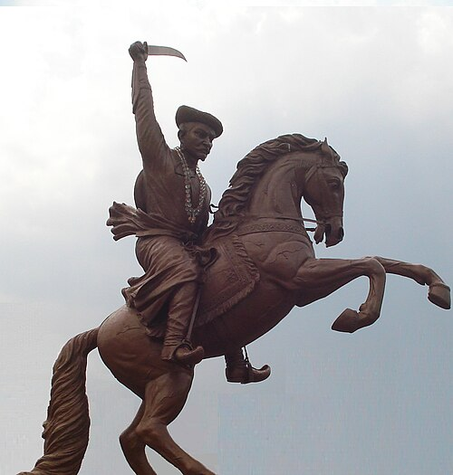 Statue of Prataprao Gujar, the Maratha general who, in 1671, collected chauth from headmen in the Wardha region.