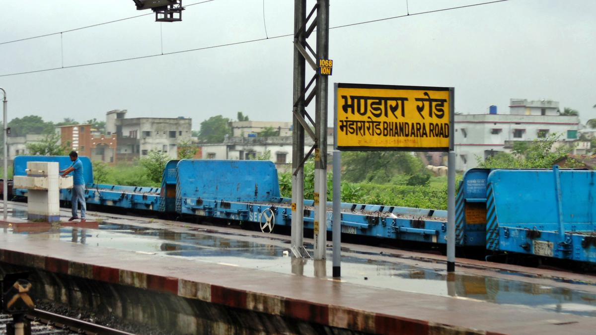 Bhandara Road Railway Station at Warthi serves as the main rail link for Bhandara district, connecting it to major cities across the region.