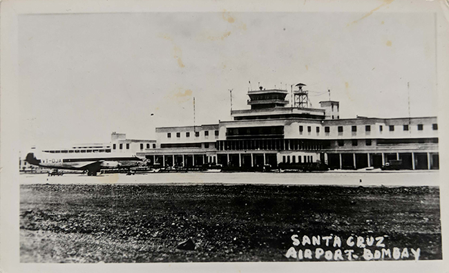 An archival image of Santacruz Airport, now known as Chhatrapati Shivaji Maharaj International Airport.