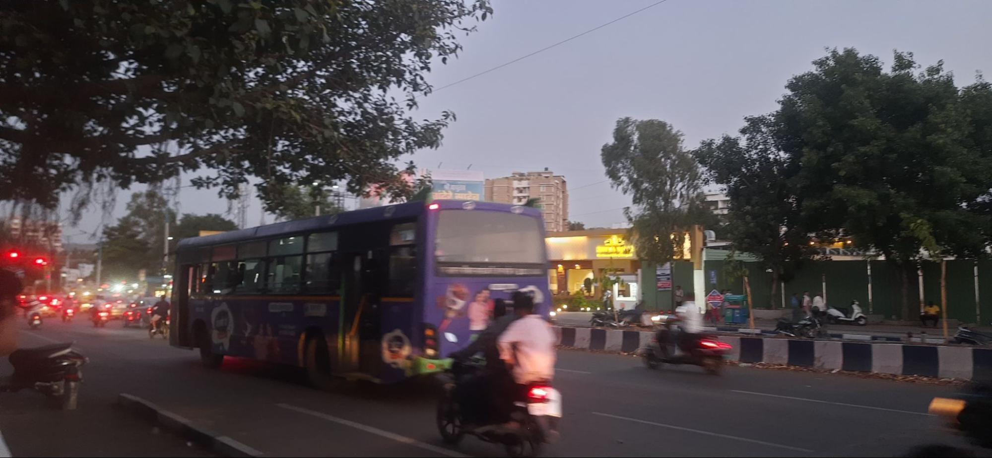 Advertisements displayed on PMPML buses are a common source of additional revenue. (Source: CKA Archives)