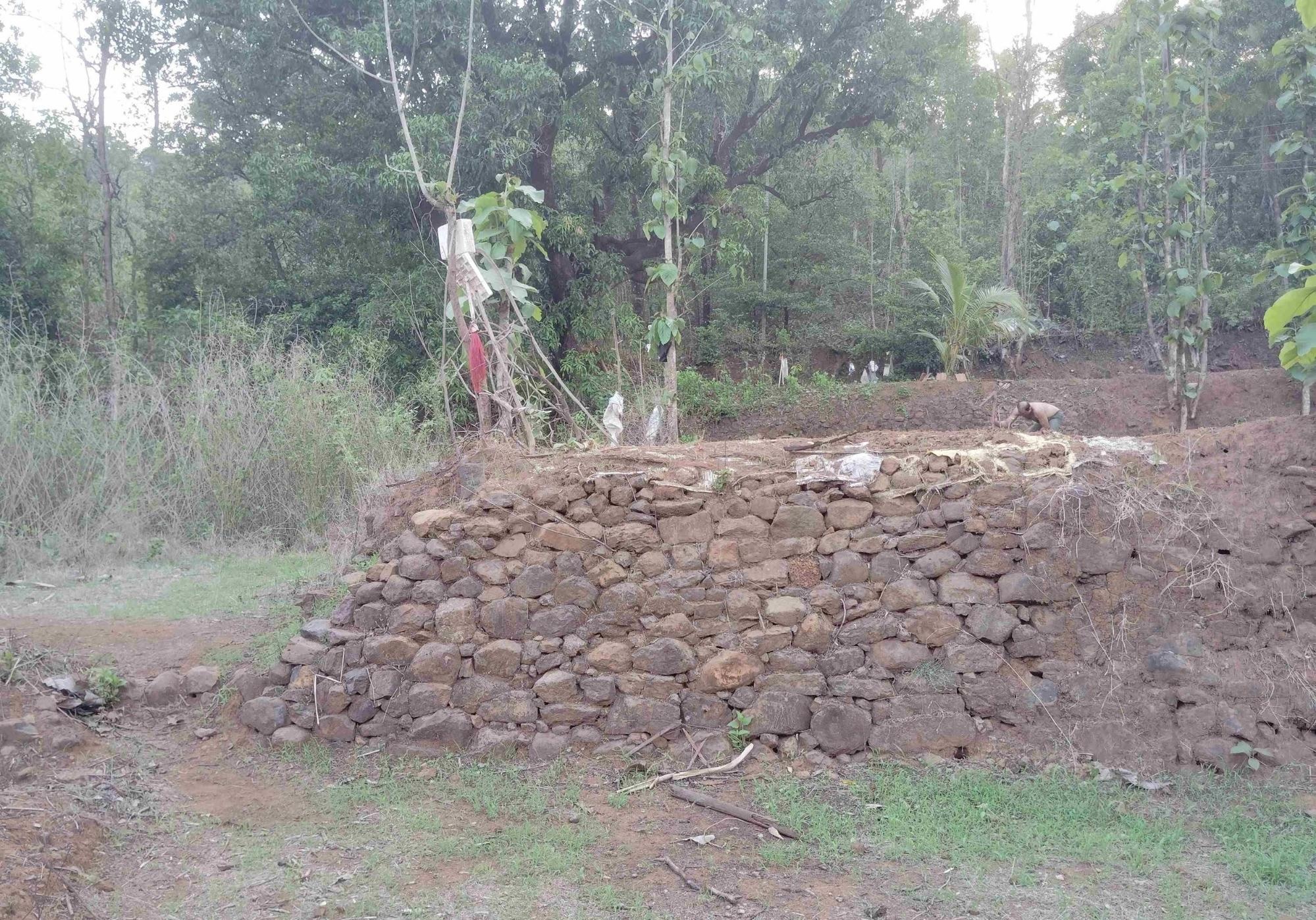 Bandhs are made out of stones by farmers themselves or by hiring laborers, these Bandhs can last for generations. (Source: CKA Archives)